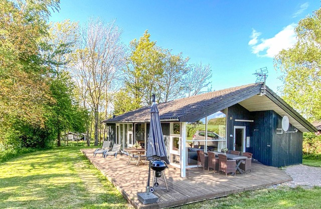 Pet friendly home in Stege with sauna