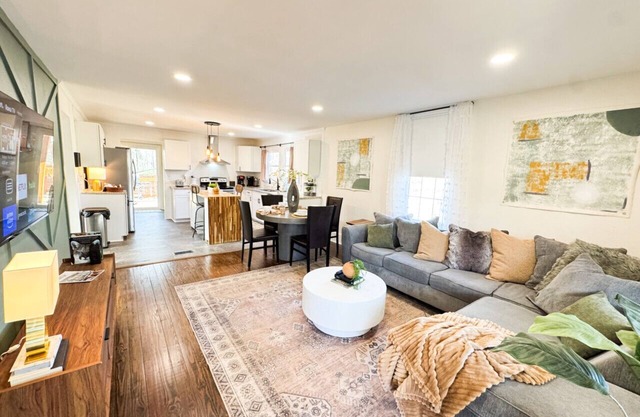 Pet Friendly Home in Woodruff Sleeps 4 with Fenced Yard