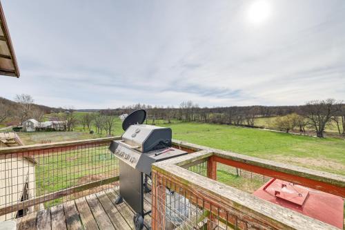 Pet-Friendly Purdy Home with Horse Stables and Trails!