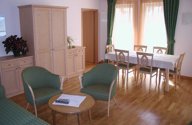 Petlin, St. Urich center quiet, close to the lifts