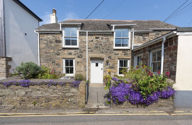 Piskey Cottage, Mousehole