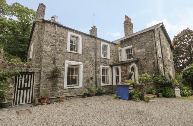 Plas Hendre Guest Wing