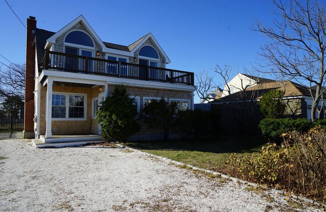 Plum Island Beach Cottage!