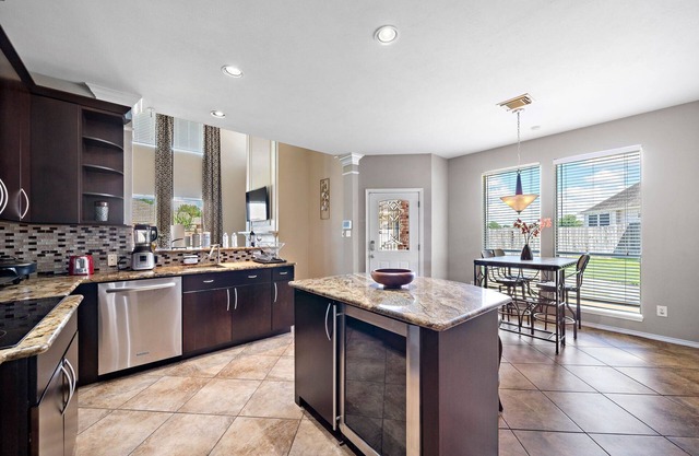 Pool Escape | Games | Wi-Fi | BBQ Yard | Sleep 16