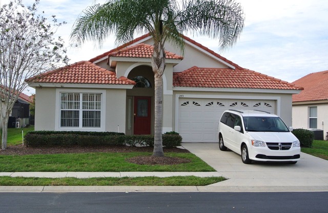 Premium 5 BR Villa With Private Pool & Jacuzzi in the Solana Resort near Disney