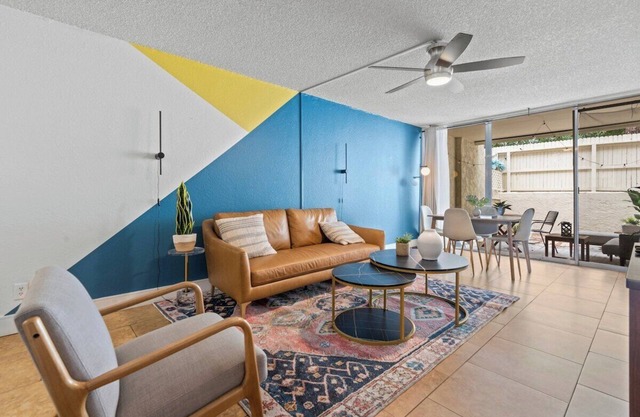 Prime Location Near Old Town! Amenities + Golf and Hiking!