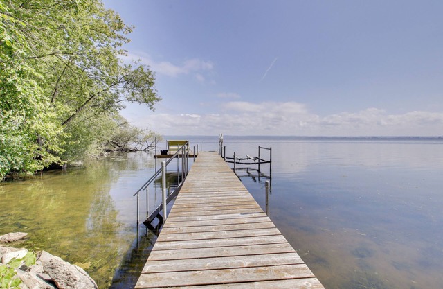 Private Dock + Yard: Tranquil Lake Winnebago Home