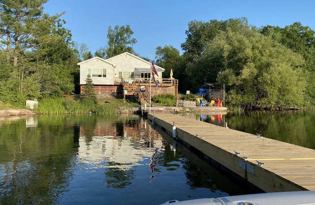 Private Home in the heart of the 1000 Islands!