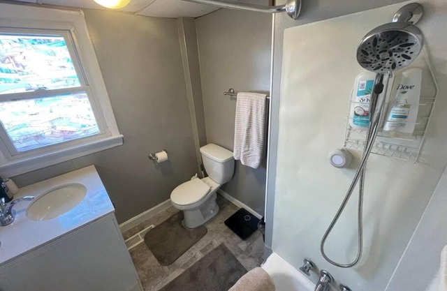 Private Pet Friendly Single Family Home