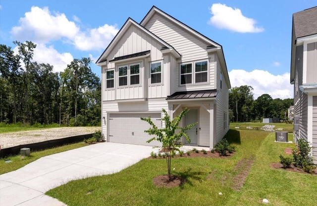 Private Queen Room in Modern 4BR Home