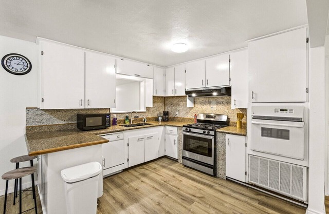 Private Room Oasis #2