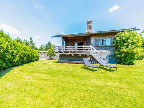 Quaint Chalet, Bernister