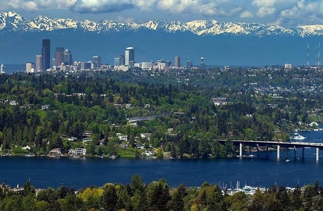 Quality Luxury Apartment With Killer View & Double Studio