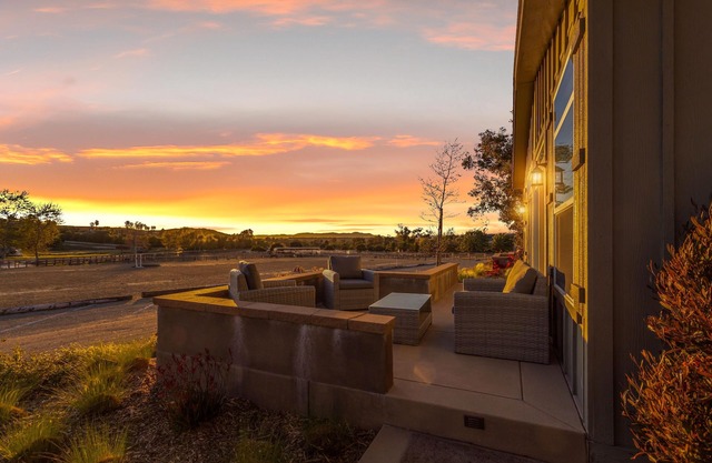 Ranch House View - 4 bedroom, 4 bath home on-site of Galway Downs