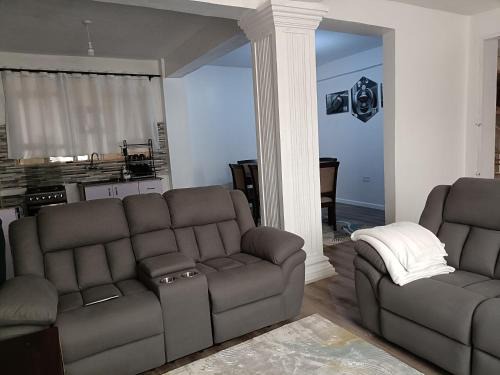 Redhill Cliff Complex