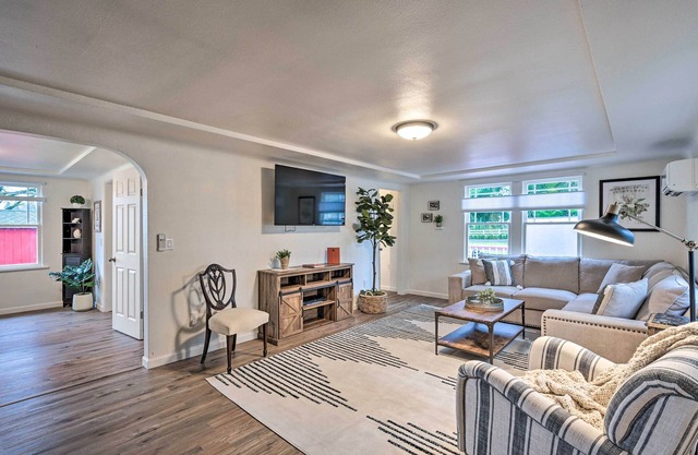 Redmond Farmhouse on 2 Acres w/Deck & Grill!