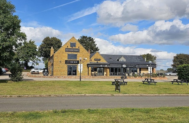 Relaxing Room With Ensuite Rutland Point