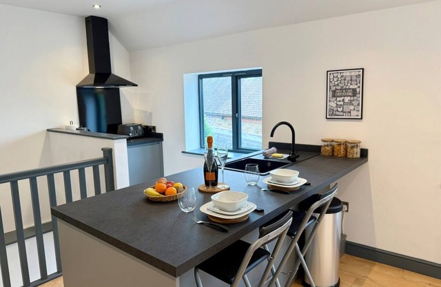 Retreat In The Hills - The Old Post Office