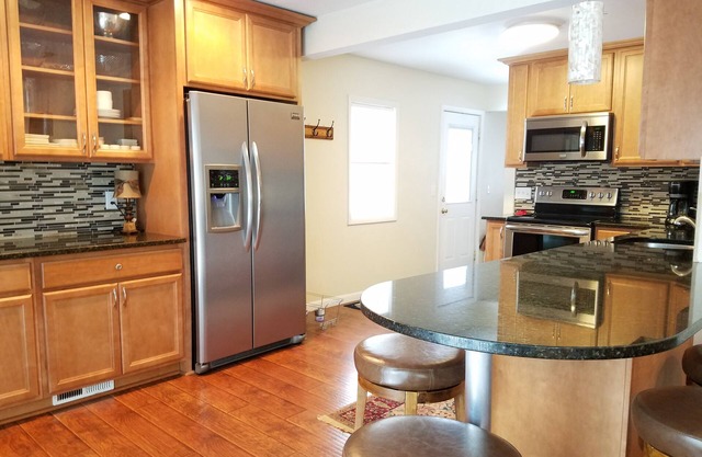 Richfield Charmer - Free WiFi and Close to MSP & Mall of America