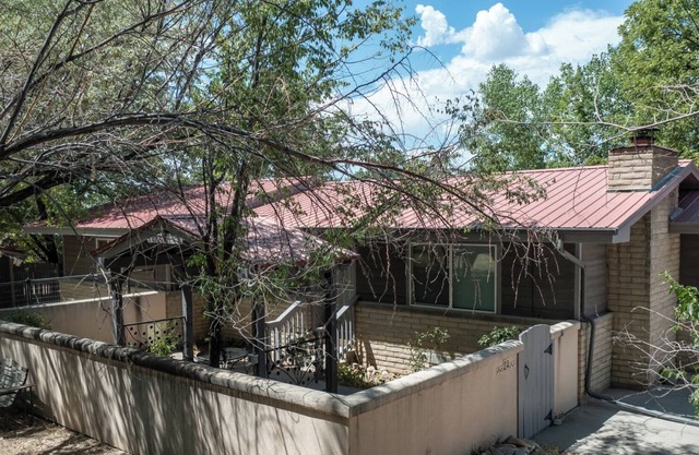 "River's Edge Lodge" Fly Fishing on the San Juan River near Quality Waters.