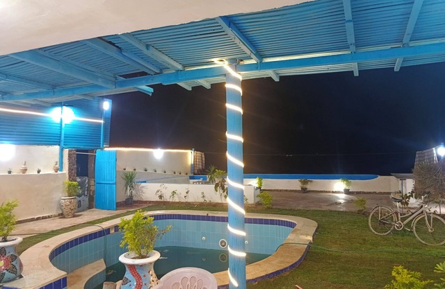 Romantic Nirvana blue beach villa motel