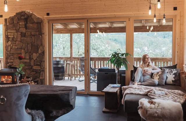 Romantic Chalet Bärenhöhle | Wellness Hideaway in Franconian Switzerland