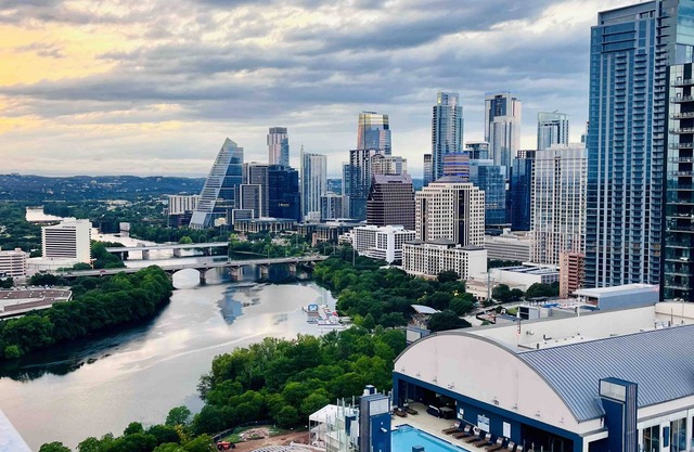 Rooftop pool, 31st floor balcony, cocktail bar and coffee shop