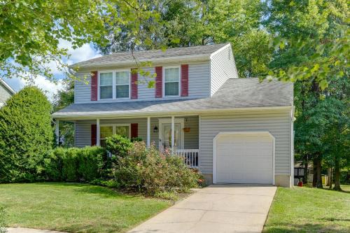Room to Work and Relax! Laurel Home with Office, Yard