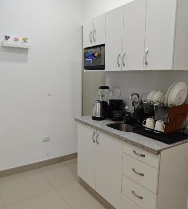 Room with private entrance in downtown Piura