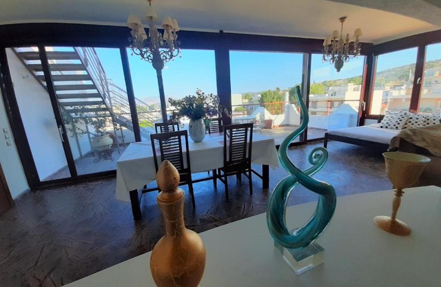 Royal stylish view apartment