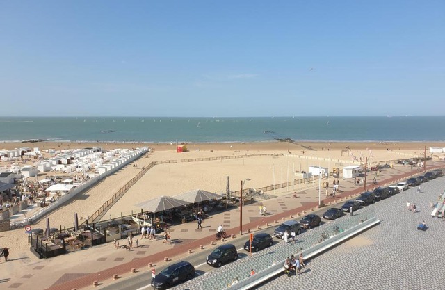 Rubensplein 7p, 4 adults & 3 kids - free parking