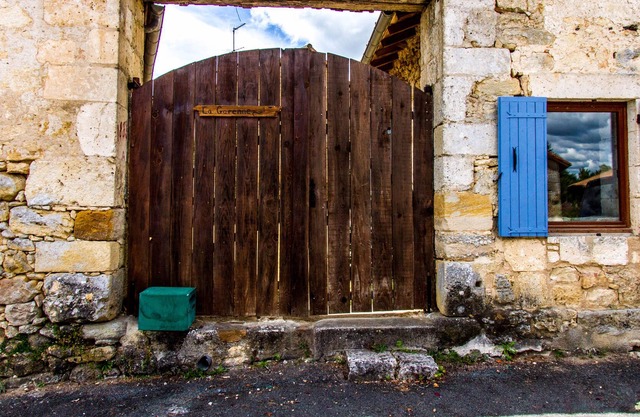 Rural holiday property with 2 houses, separate studio, heated pool, sleeps 16