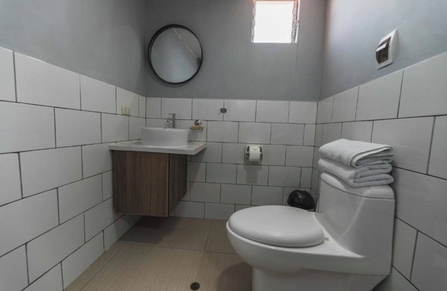 San Pedro Apartments - Deluxe 1 Bedroom Apartment - 3