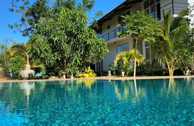 Sapphire Garden Hotel