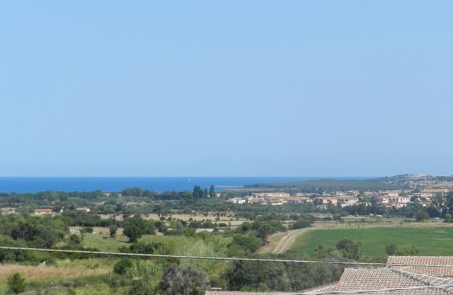 Sardinia - Budoni: apartment in villa with garden