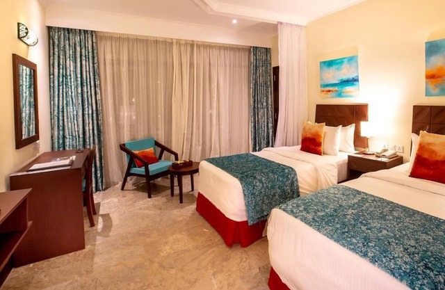 Sarova Whitesands Beach Resort & Spa 3