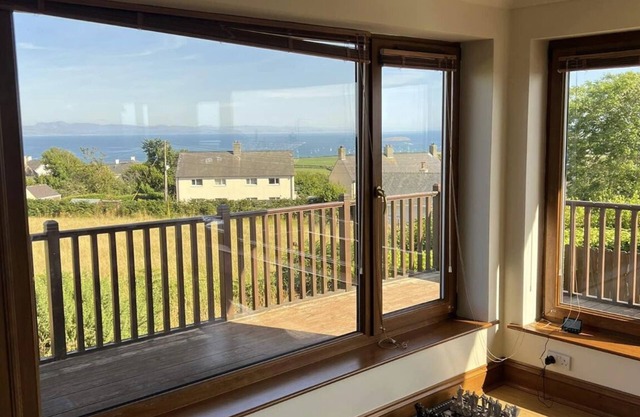 Sea view Mynytho /Abersoch large home