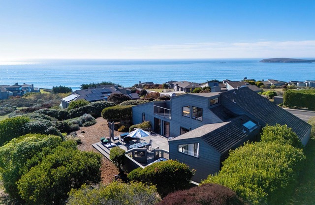 SeaCasa~Stylish and Inviting Bodega Bay Hideaway! Ocean&Golf! HtTb/VIEWS