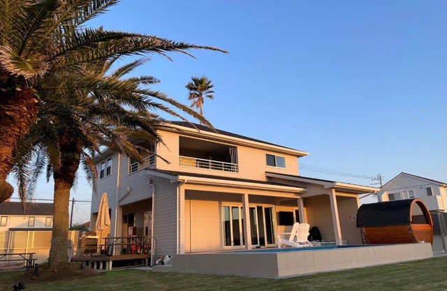 SEADINERS Beachfront Villa 99 - Vacation STAY 20652v