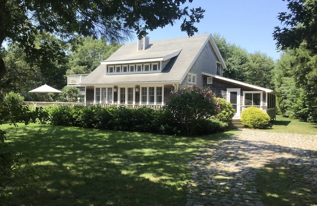 'Seaglass Cottage' in Katama, near Edgartown and South Beach