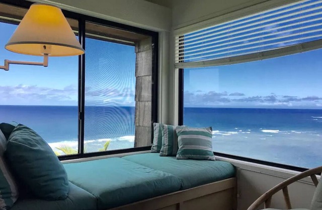 Sealodge J7 - 2BR/2BA, 2nd Floor Prime End Unit, Spectacular Oceanfront Views