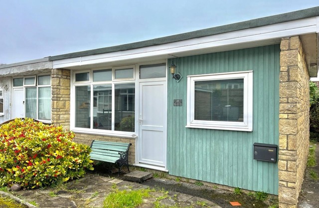 Seaside Chalet near Bracelet Bay | Pass The Keys