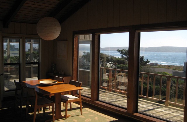 Seaside Modern - Easy 3 min Walk to Beach!