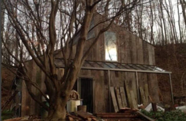Secluded country cabin upstate New York, near metro north train