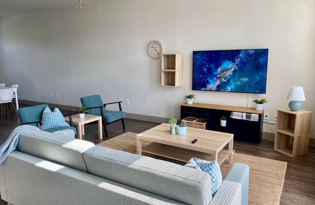 Secure Space Near Memorial Lake view Gym Pool W/D