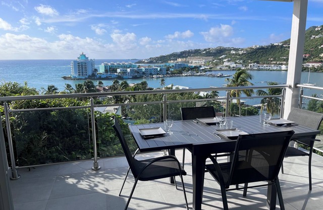 Seemingly unobstructed sea and marina view