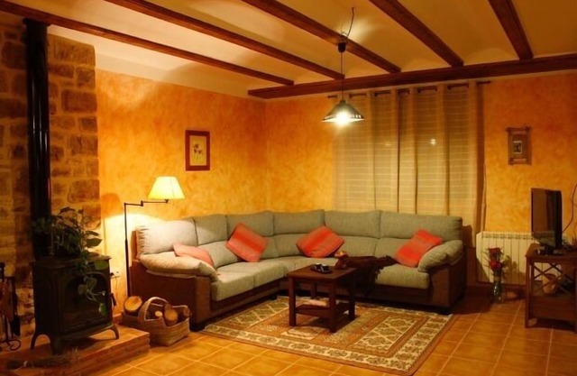 Self catering Rosella de Rubielos for 10 people