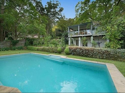 Self-contained unit in Wahroonga