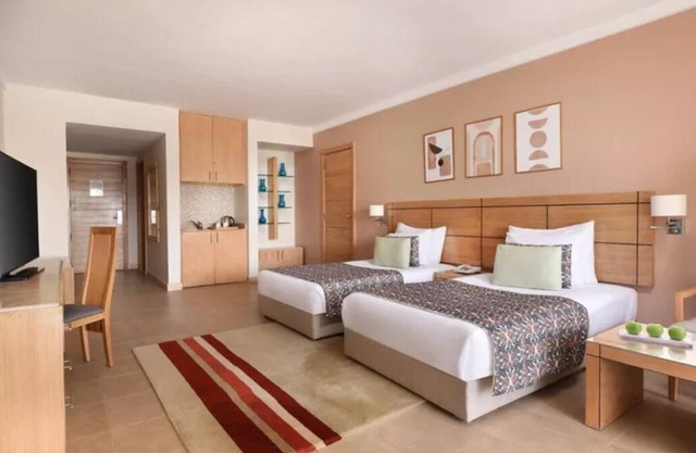 Serene Golf Resort by the Red Sea – Outdoor Pool, Golf Access & Private Beach