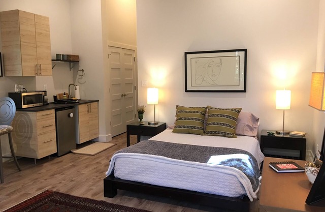 Serene mountain cottage surrounded by fabulous hiking trails